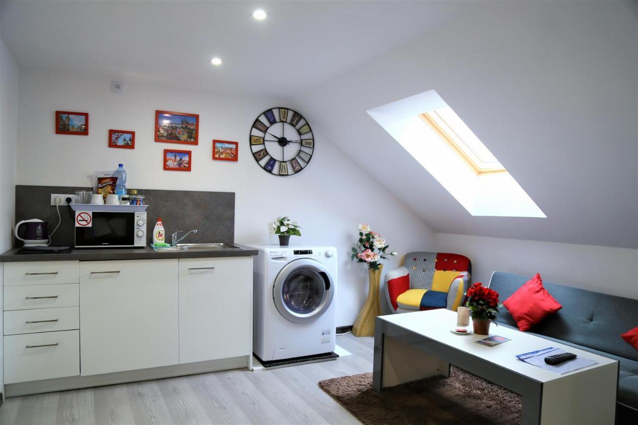 Republic Square Loft *