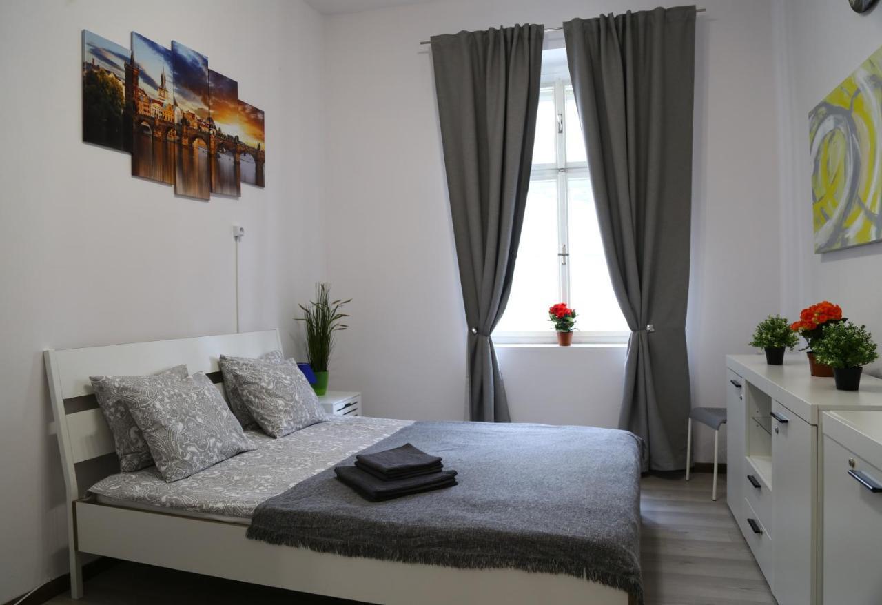 Aparthotel Republic Square Loft