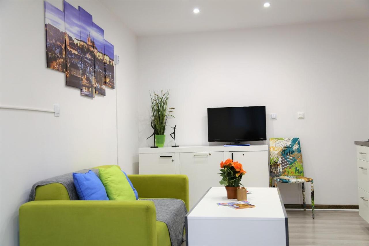 Republic Square Loft Aparthotel