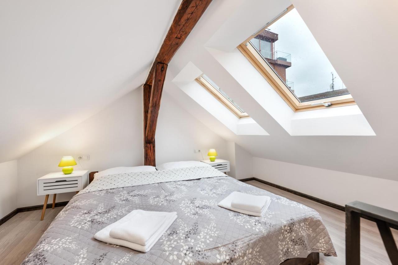 Republic Square Loft Aparthotel Praga