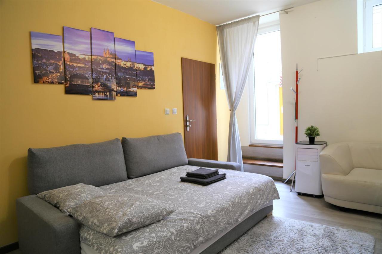 Republic Square Loft Aparthotel Praga