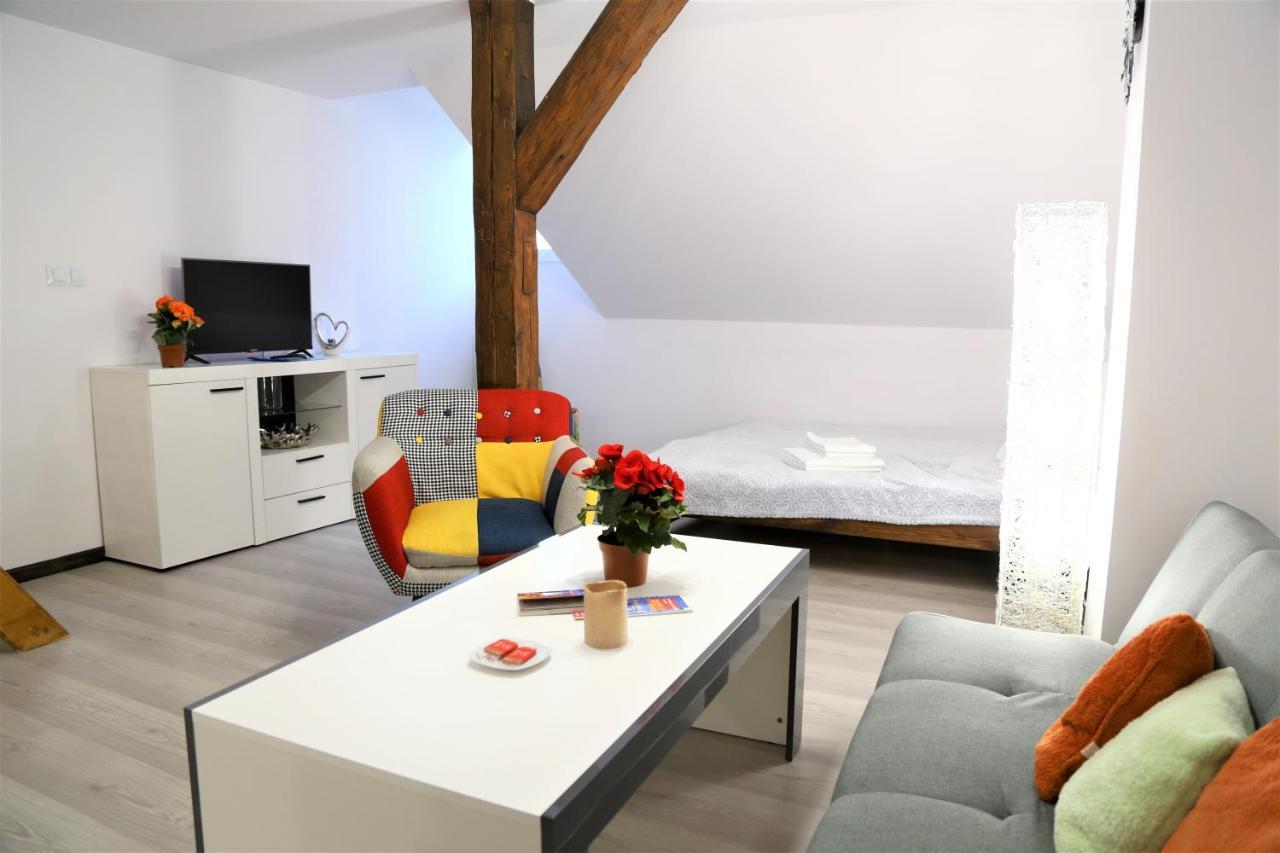Republic Square Loft *